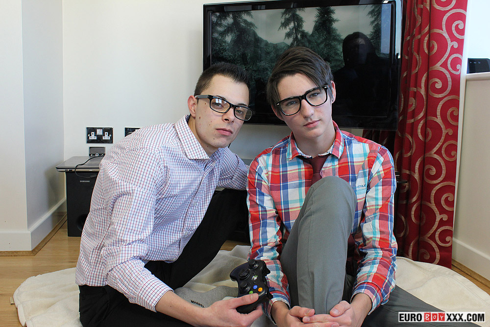 Simeon_Fletcher_and_Kyle_Dickson_-_Geeks_Arent_Just_Playing_Computer_Games_In_Their_Bedrooms_1.jpg